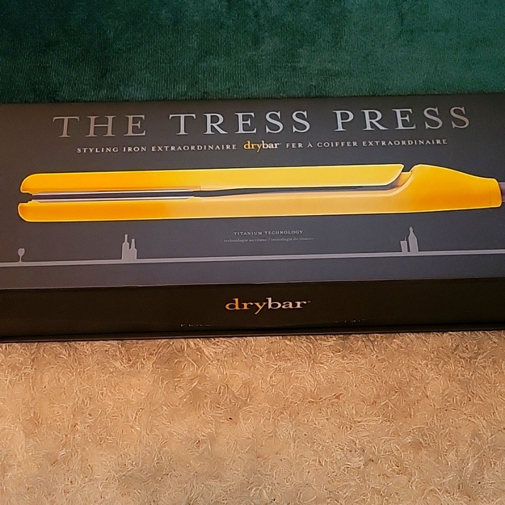 Drybar straightener